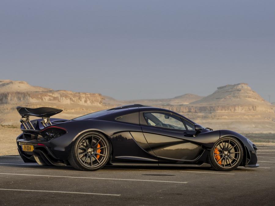  McLaren P1 2013 года  (фото 40 из 49)